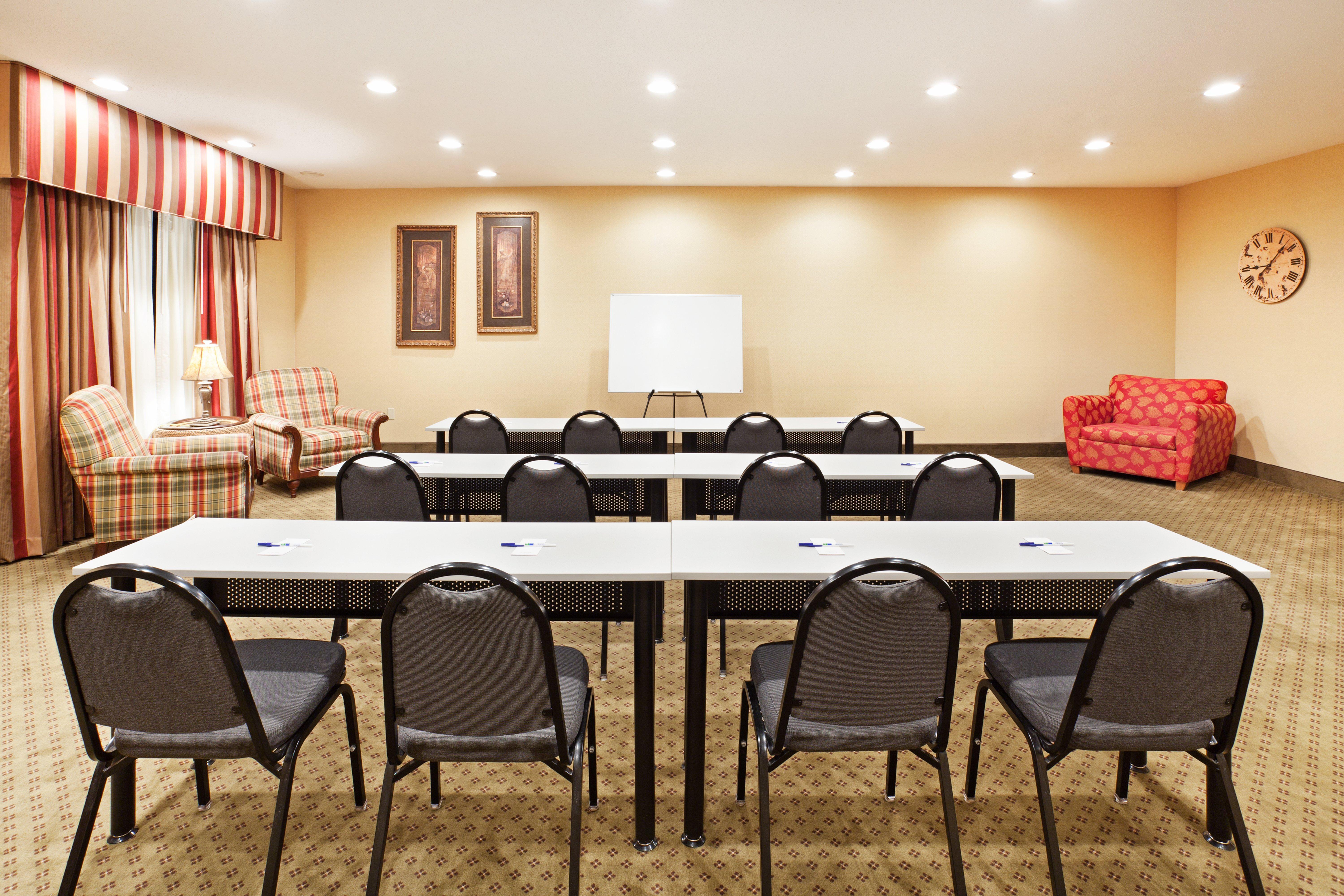 Holiday Inn Express And Suites Pikeville By Ihg Exterior foto